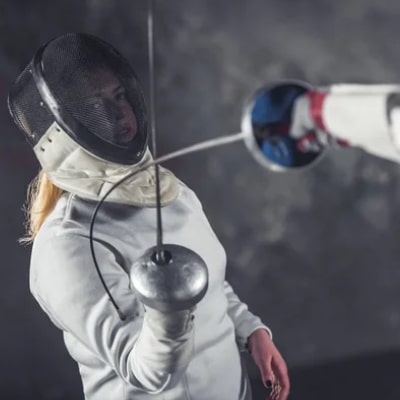 ADULT FENCING CLASSES